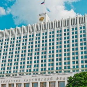 Правительство России выделило 20 млрд рублей на повышение зарплат бюджетникам