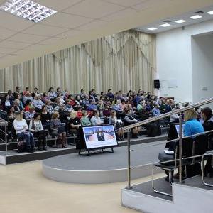XI Макариевские образовательные чтения официально открылись пленарным заседанием